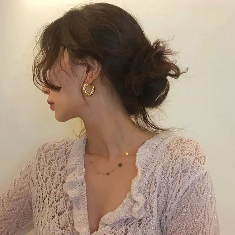 Golden Minimalist Huggie Earring